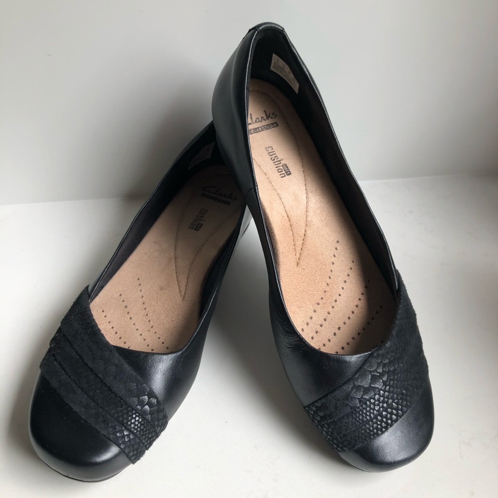 Clarks genuine Leather Black loafers
